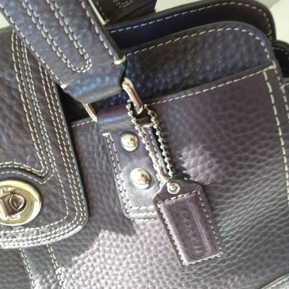 Coach Hamptons Satchel - Picture 5 of 14